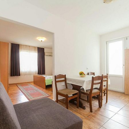 Hana Accommodation 스베티스테판 객실 사진